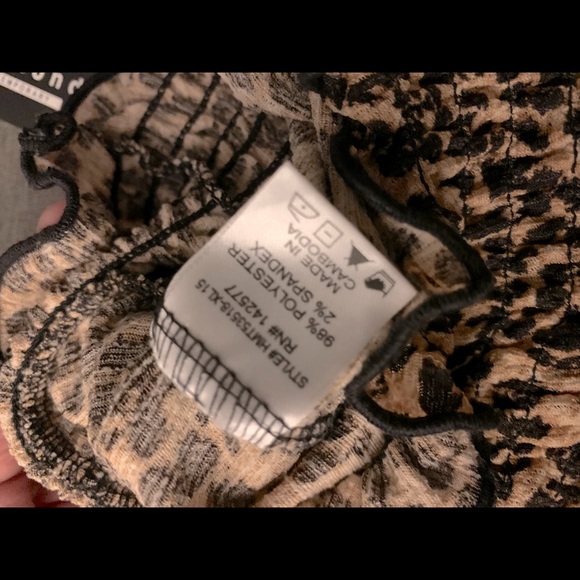 Leopard top with cinched waist - Picture 5 of 5